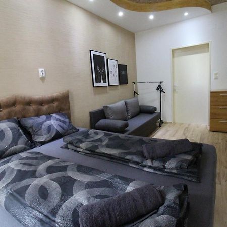 Family Quad Room Rf Wien Ngoại thất bức ảnh