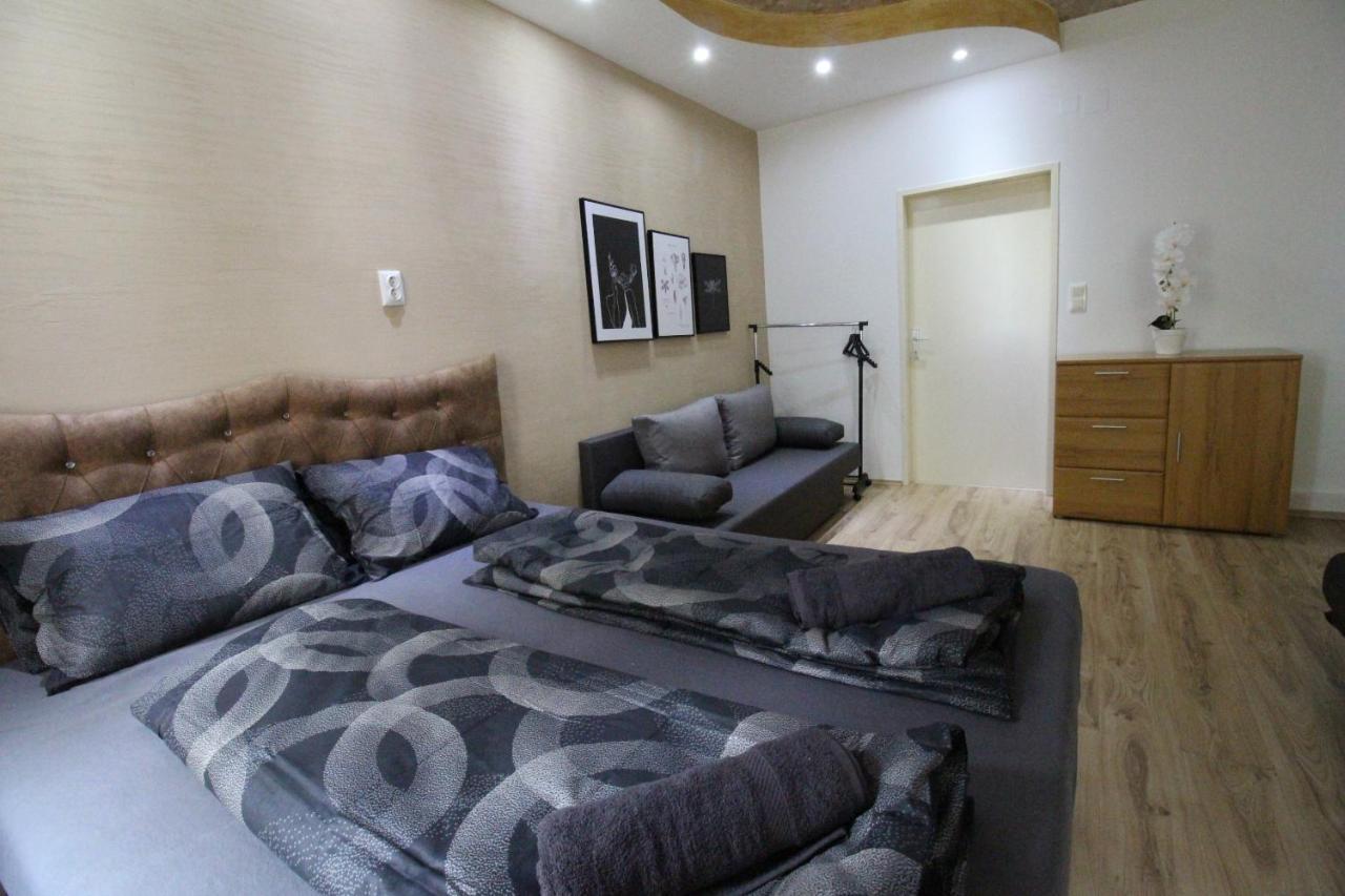 Family Quad Room Rf Wien Ngoại thất bức ảnh