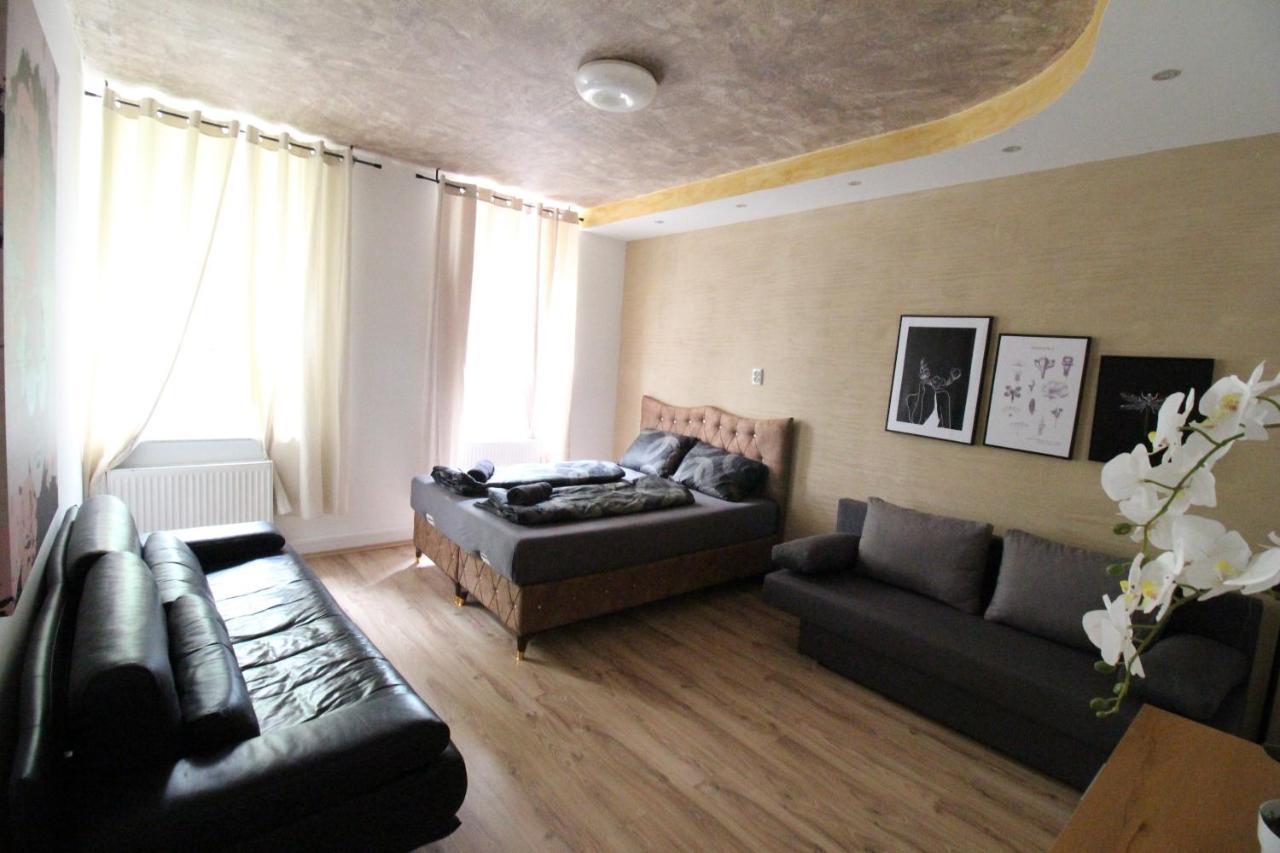 Family Quad Room Rf Wien Ngoại thất bức ảnh