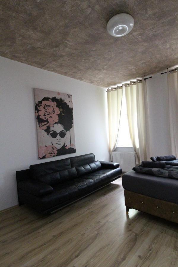 Family Quad Room Rf Wien Ngoại thất bức ảnh